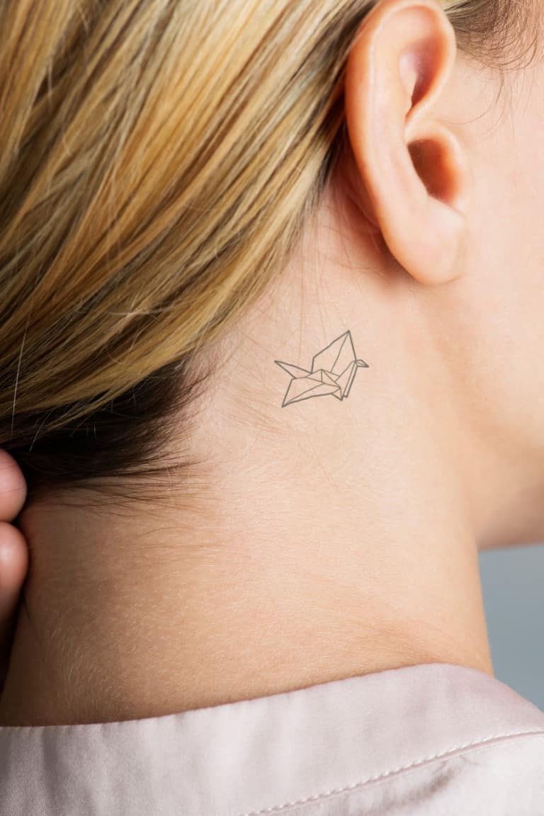 signification du tatouage derrière l’oreille